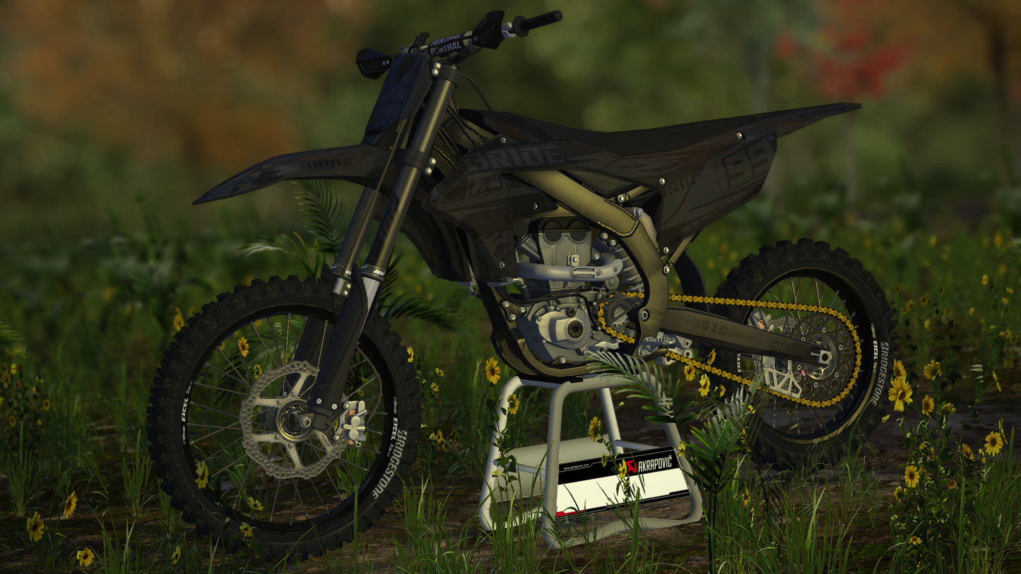 Bride Yamaha Blackout