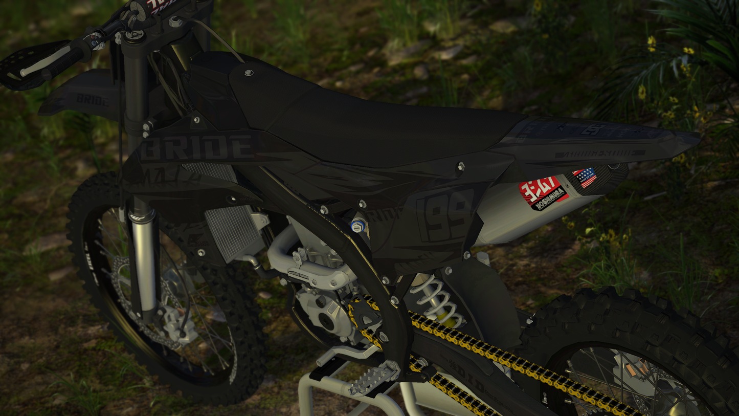 Bride Yamaha Blackout